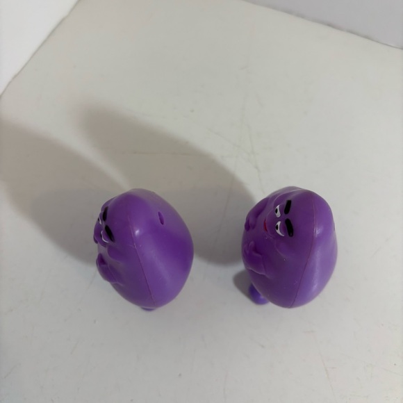 Vintage 1995 McDonald’s happy meal toys‎ grimace (includes two) - Picture 5 of 8